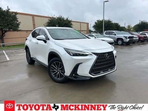 Used 2024 Lexus NX 250 FWD image 1
