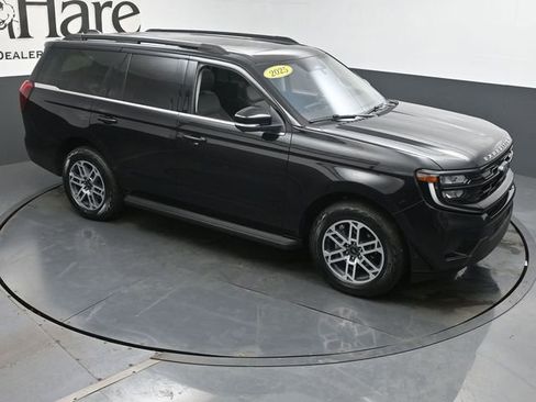 Used 2025 Ford Expedition Active AWD/4WD image 52