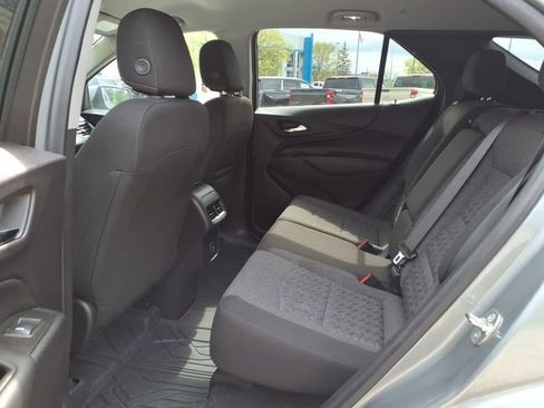 Used 2024 Chevrolet Equinox LT w/ LPO, Floor Liner Package FWD image 9