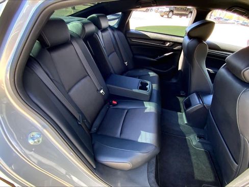 Used 2022 Honda Accord Sport image 19