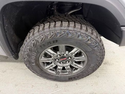 New 2026 GMC Sierra 1500 AT4X AWD/4WD image 4