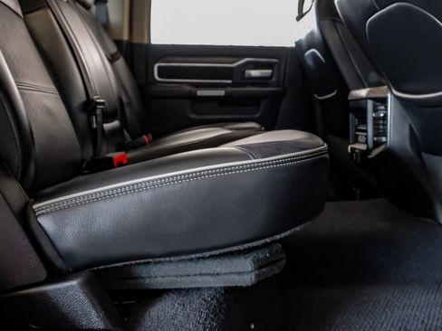 Used 2019 RAM 2500 Laramie image 34