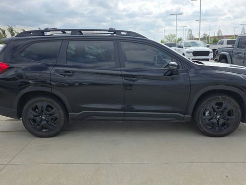 Used 2023 Subaru Ascent Onyx Edition Limited image 6