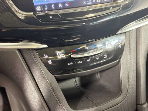 Used 2024 Cadillac XT6 Sport AWD/4WD image 17
