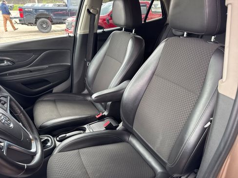 Used 2019 Buick Encore Preferred image 18