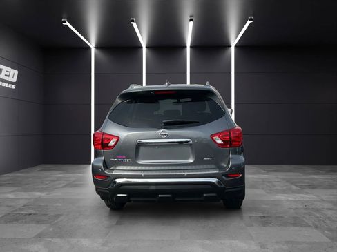 Used 2020 Nissan Pathfinder S image 4