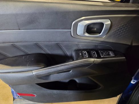 Used 2022 Kia Sorento SX AWD/4WD image 5