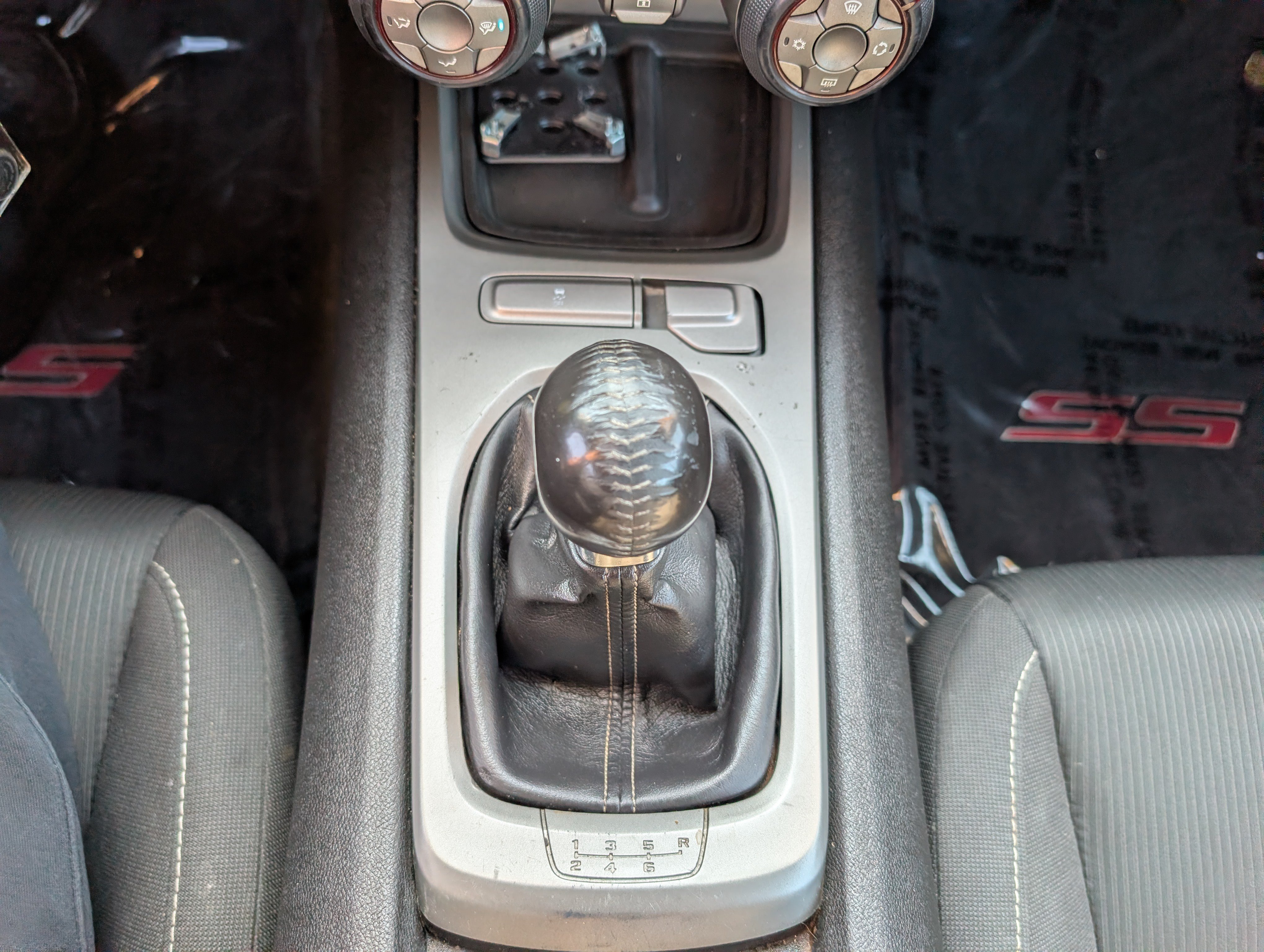 Used 2012 Chevrolet Camaro SS RWD image 24