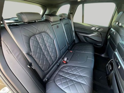 New 2026 BMW X5 xDrive50e w/ Premium Package AWD/4WD image 25