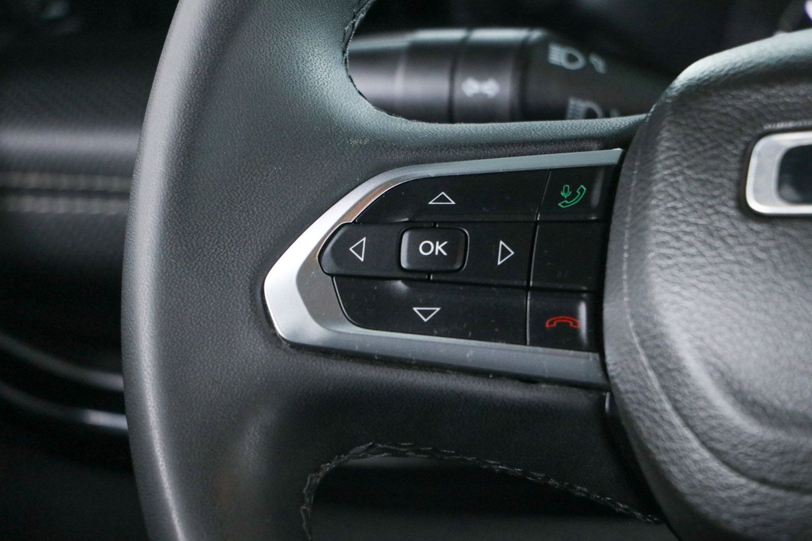 Used 2022 Jeep Compass Latitude FWD image 13