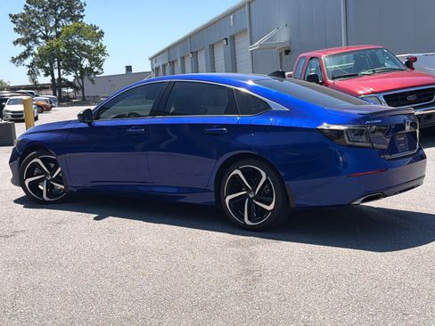 Used 2022 Honda Accord Sport image 10