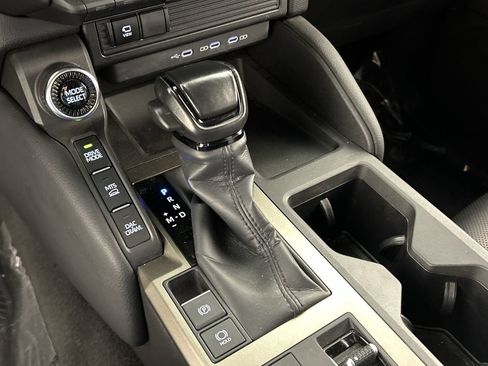 Used 2024 Toyota Land Cruiser image 16