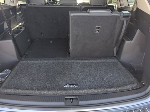 Certified 2022 Volkswagen Atlas SE image 30