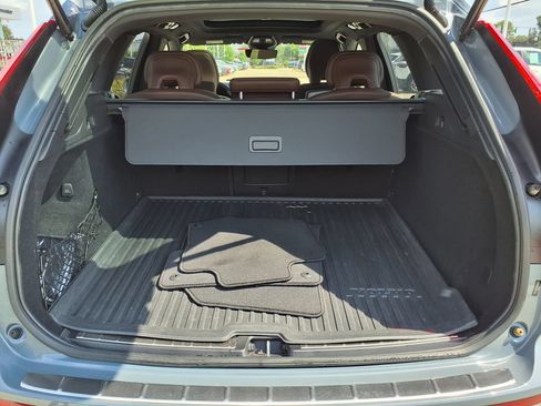 Certified 2023 Volvo XC60 B5 Ultimate AWD/4WD image 11