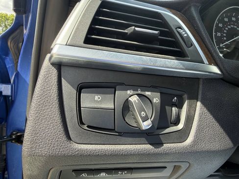 Used 2017 BMW 330e RWD image 32