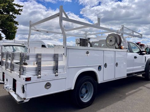 Used 2018 Ford F450 XL w/ Power Equipment Group AWD/4WD image 3