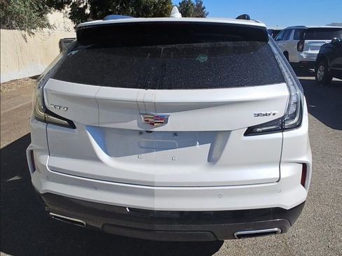 Used 2024 Cadillac XT4 Sport image 11