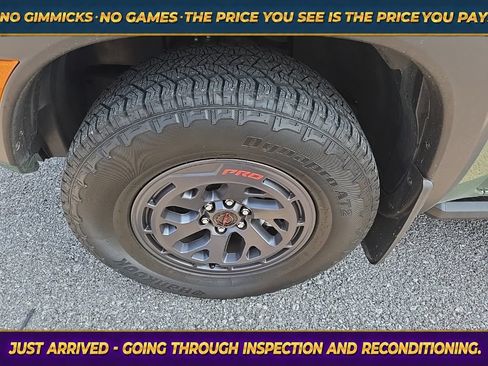 Used 2025 Nissan Frontier PRO-4X w/ Pro Premium Package AWD/4WD image 12