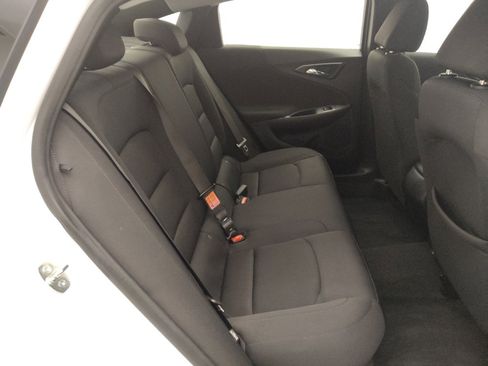 Used 2024 Chevrolet Malibu RS FWD image 19