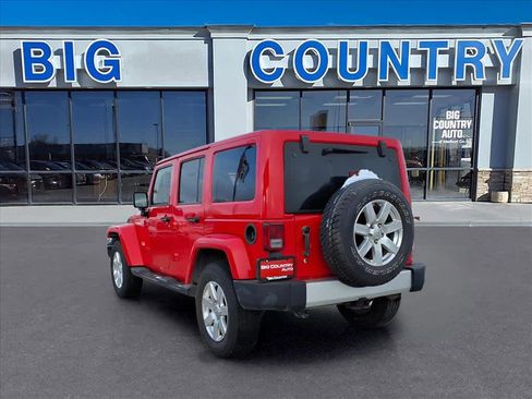 Used 2015 Jeep Wrangler Unlimited Sahara w/ Connectivity Group image 3