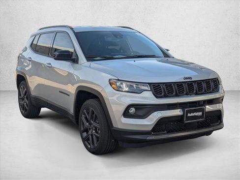 New 2026 Jeep Compass Latitude image 7