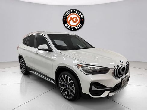 Used 2021 BMW X1 sDrive28i w/ Convenience Package FWD image 1