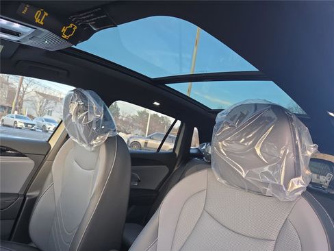 New 2026 Volkswagen Tiguan SE R-Line image 21