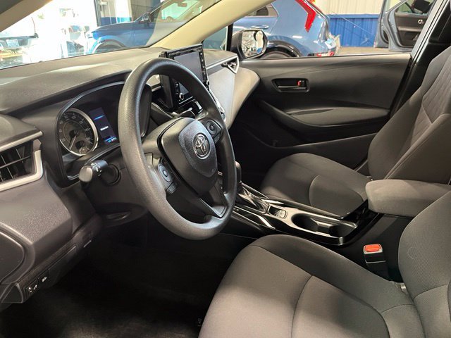 Used 2022 Toyota Corolla LE FWD image 24