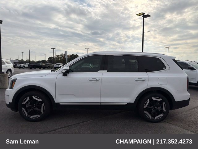 Used 2024 Kia Telluride EX w/ EX Captain's Chair Package AWD/4WD image 6