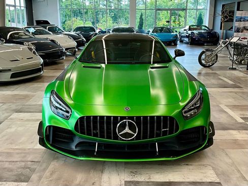 Used 2020 Mercedes-Benz AMG GT R image 5