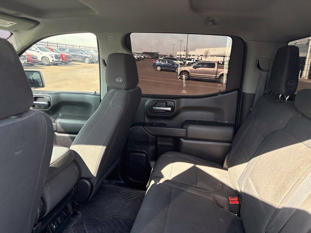 Used 2020 Chevrolet Silverado 1500 Custom Trail Boss w/ Custom Convenience Package AWD/4WD image 3
