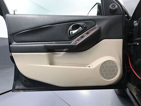 Used 2006 Chevrolet Malibu LTZ image 17