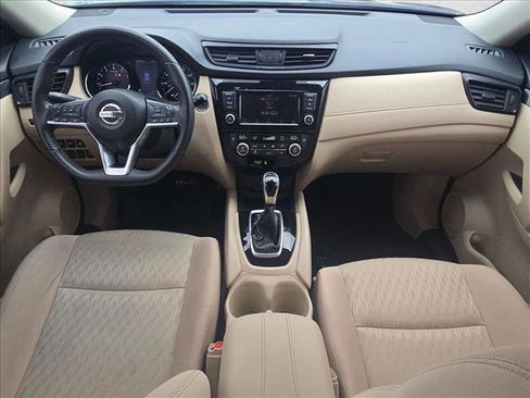 Used 2020 Nissan Rogue SV FWD image 25