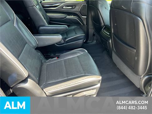 Used 2022 Cadillac Escalade ESV Sport AWD/4WD image 20