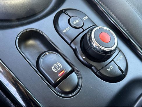 Used 2020 MINI Cooper Clubman S FWD image 29