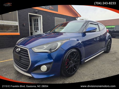 Used 2016 Hyundai Veloster Turbo image 1
