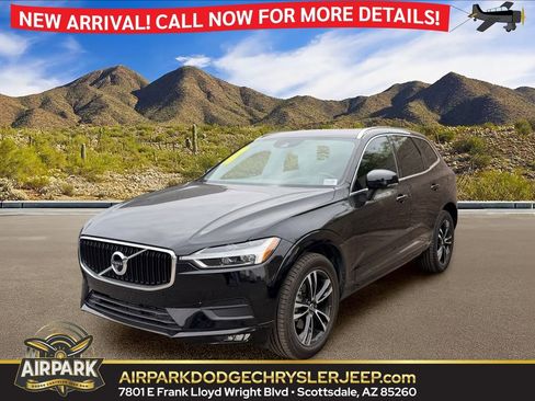 Used 2021 Volvo XC60 T5 Momentum w/ Advanced Package FWD image 1