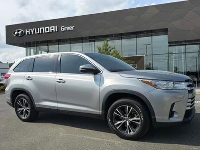Used 2019 Toyota Highlander LE