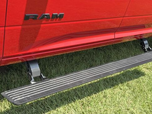 New 2026 RAM 2500 Laramie AWD/4WD image 20