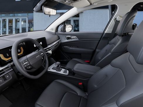 New 2026 Kia Sportage EX FWD image 17