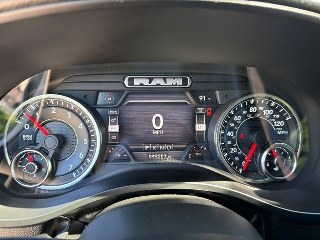 Used 2022 RAM 1500 Big Horn AWD/4WD image 16