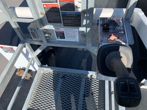 Used 2019 Ford F550 2WD Regular Cab Super Duty image 34