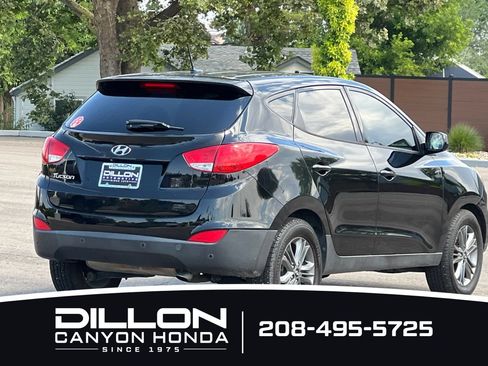 Used 2015 Hyundai Tucson GLS w/ Option Group 02 FWD image 4