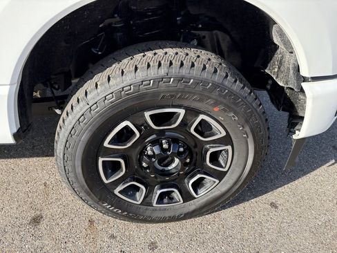 New 2026 Ford F350 Platinum image 15