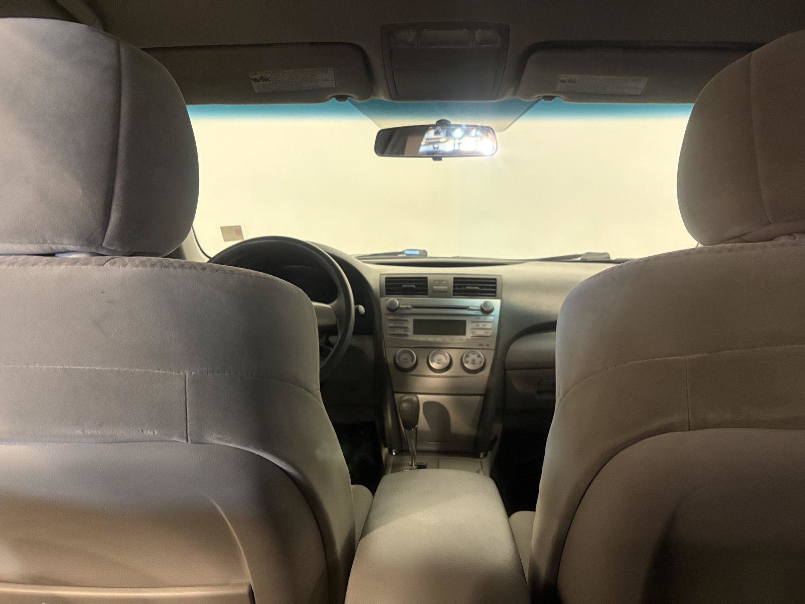 Used 2011 Toyota Camry LE FWD image 40