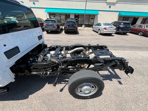 Used 2020 Ford F350 XL w/ Snow Plow Prep Package AWD/4WD image 13