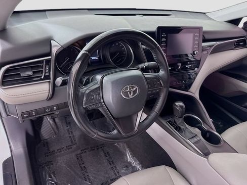 Certified 2022 Toyota Camry SE w/ Carpet Mat Package (TMS) FWD image 10
