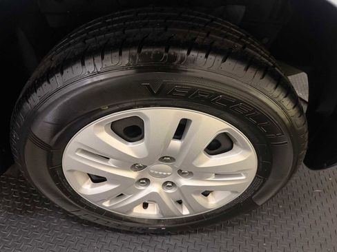 Used 2013 Dodge Journey American Value Package w/ Flexible Seating Group image 9