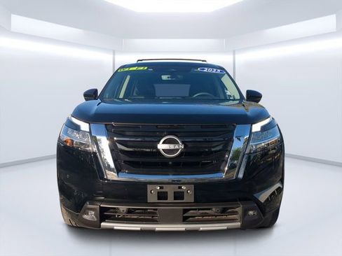 Used 2023 Nissan Pathfinder SL w/ SL Premium Package image 8