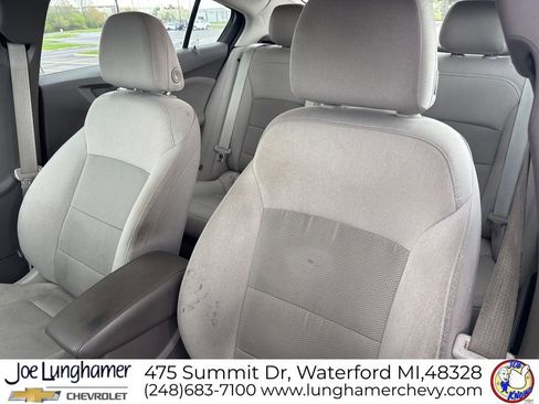 Used 2016 Chevrolet Cruze LT w/ Convenience Package FWD image 13